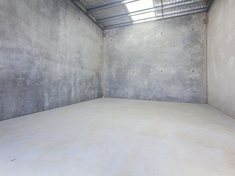 21 Middle Road, Hillcrest QLD 4118