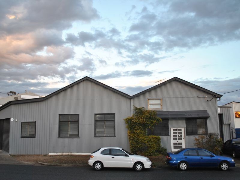 15-17 Chrome Street, Salisbury QLD 4107