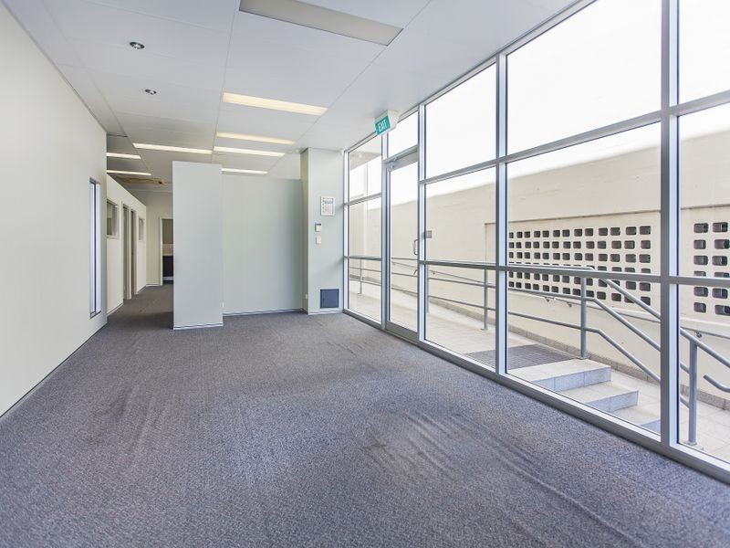 92 Cleveland Street, Greenslopes QLD 4120