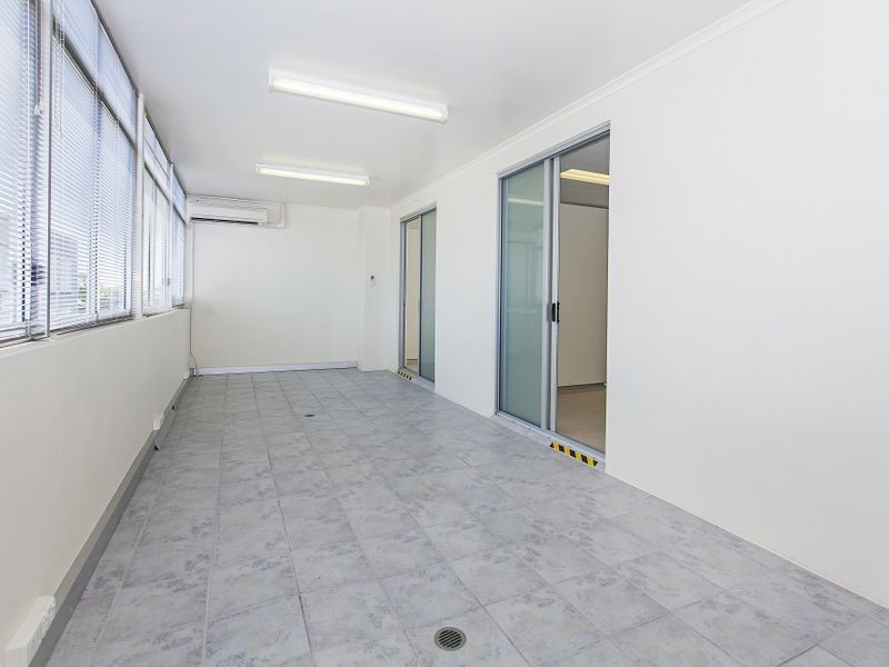 92 Cleveland Street, Greenslopes QLD 4120