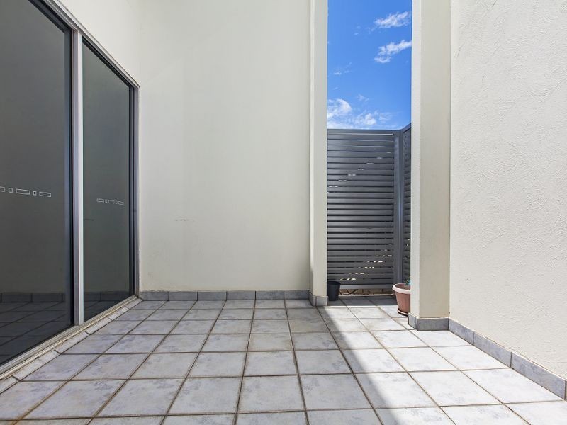 92 Cleveland Street, Greenslopes QLD 4120