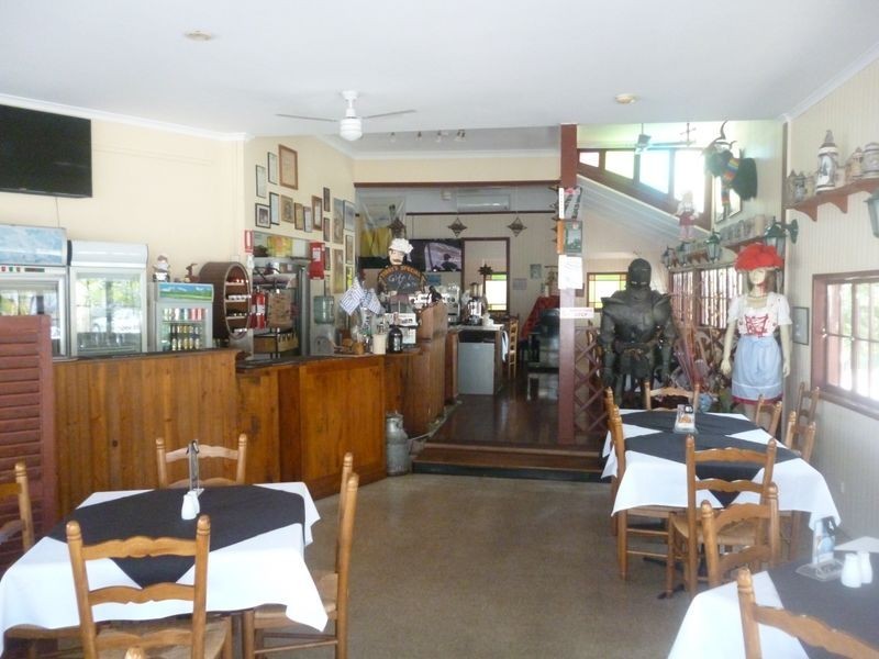 196 Gladstone Road, Highgate Hill QLD 4101