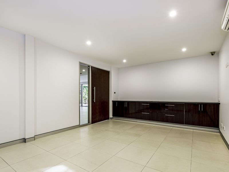 483 Milton Road, Auchenflower QLD 4066