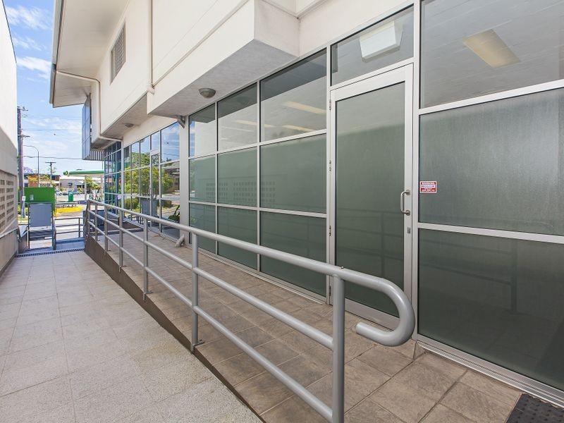 2/92 Cleveland Street, Greenslopes QLD 4120
