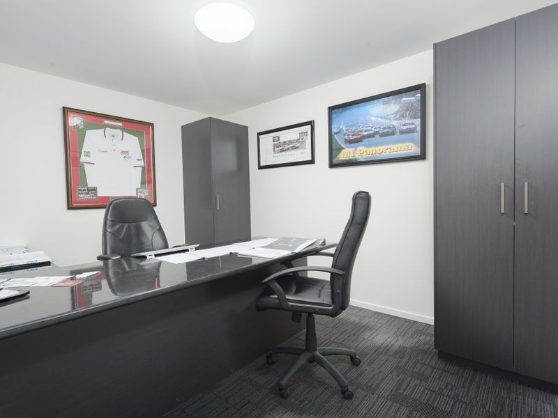 Unit 1/57 Nealdon Drive, Meadowbrook QLD 4131