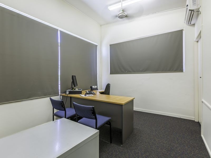 4 Leeds Street, Rocklea QLD 4106