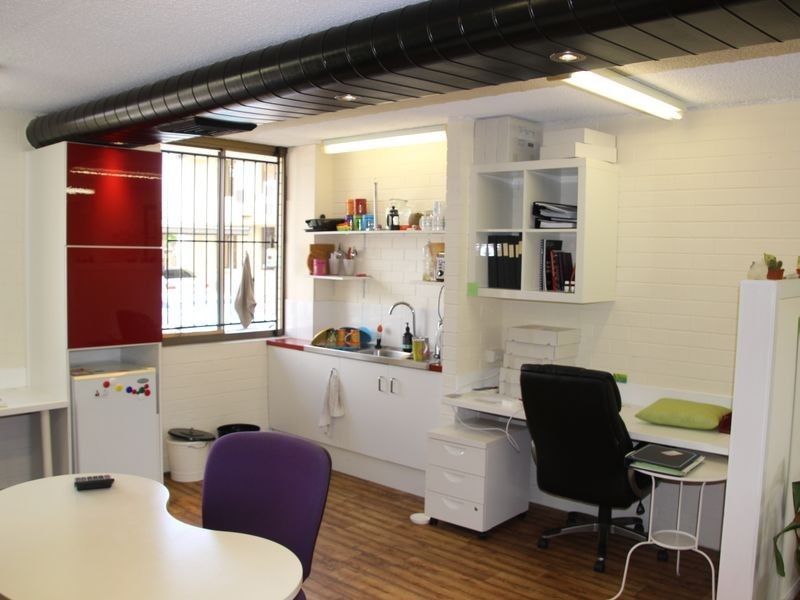 8/29 Cinderella Drive, Springwood QLD 4127