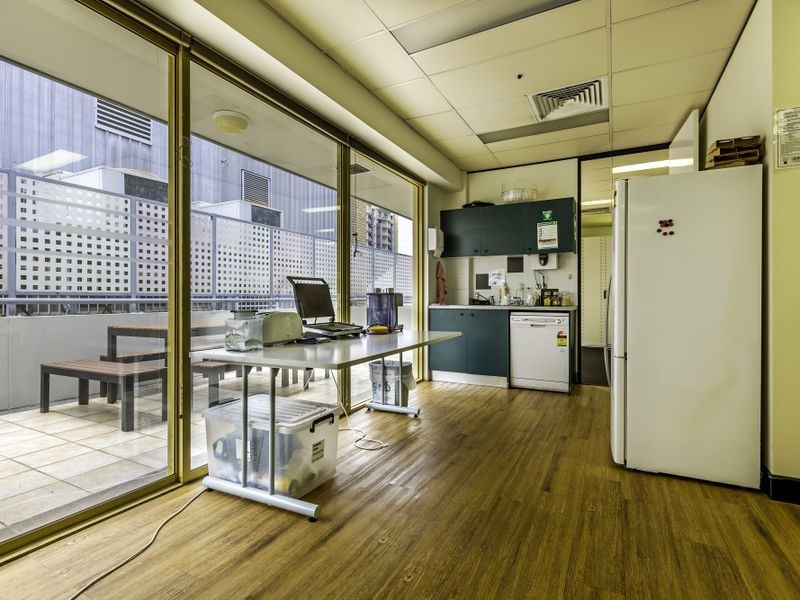 6 Paxton Street, Springwood QLD 4127