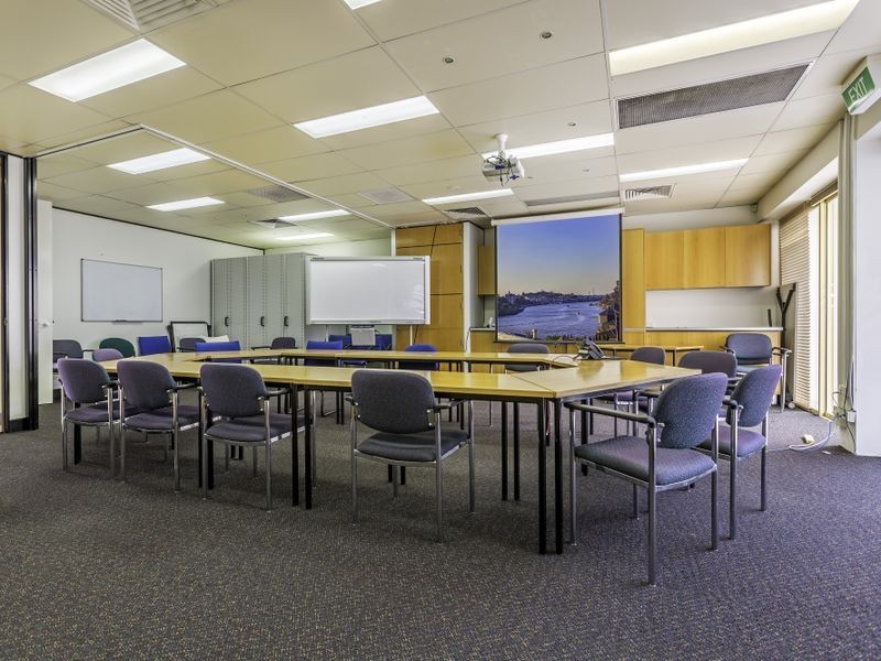 6 Paxton Street, Springwood QLD 4127