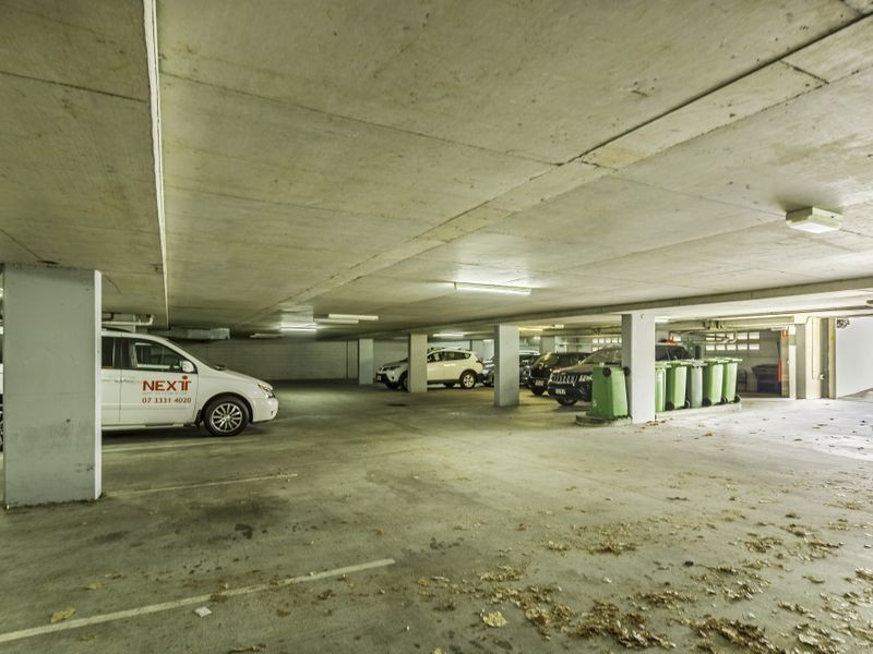 6 Paxton Street, Springwood QLD 4127