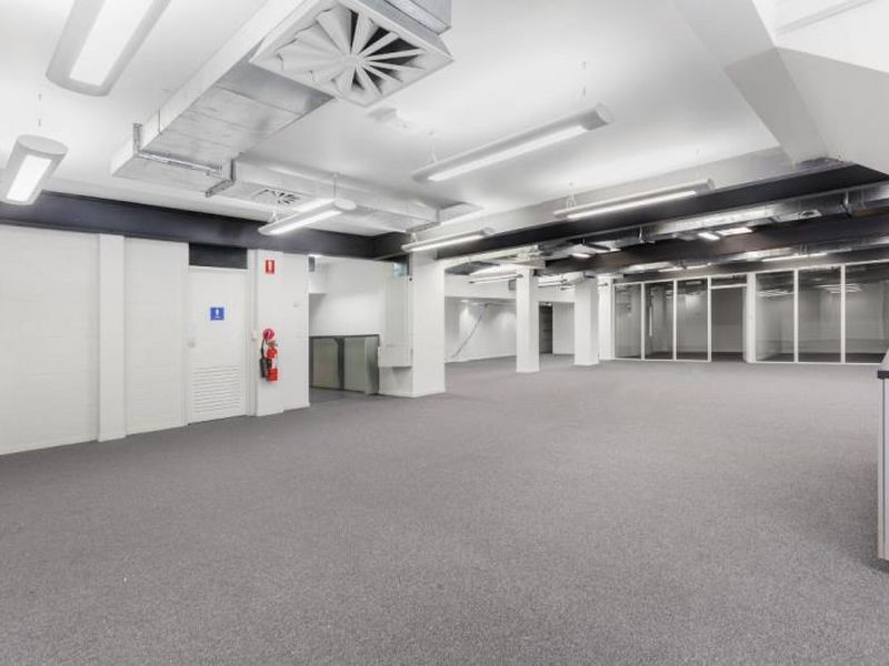 42 Doggett Street, Newstead QLD 4006