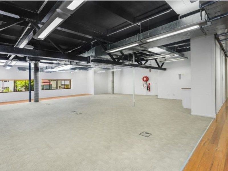 42 Doggett Street, Newstead QLD 4006