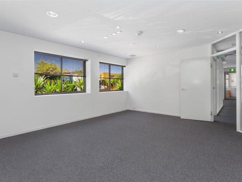 42 Doggett Street, Newstead QLD 4006