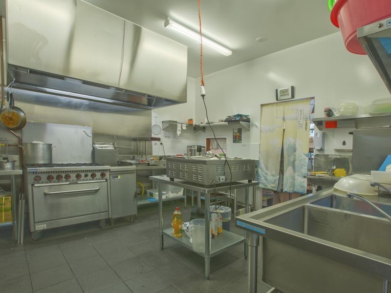 Shop 5/1-3 Achilles Drive, Springwood QLD 4127