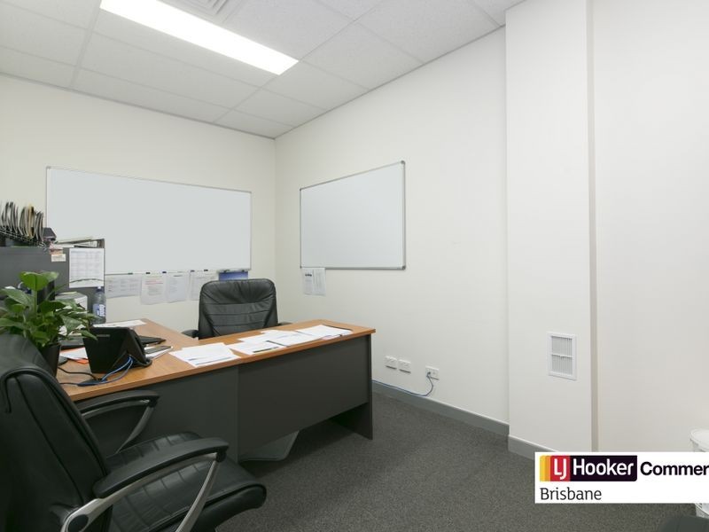 13 & 14/3990 Pacific Highway, Loganholme QLD 4129