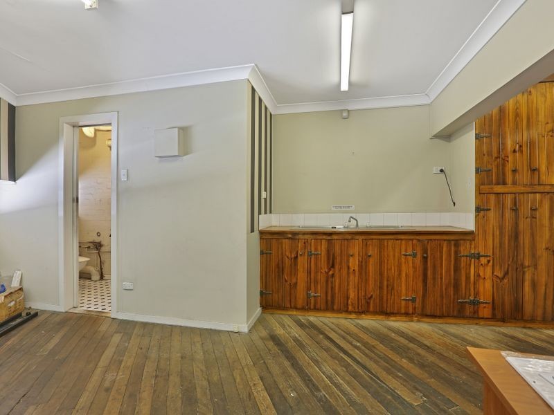 14 Logan Road, Woolloongabba QLD 4102