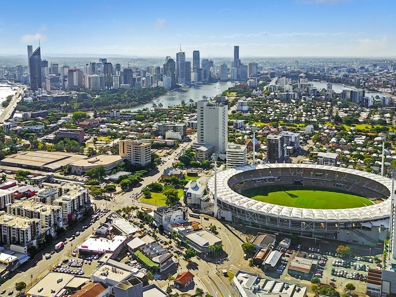 14 Logan Road, Woolloongabba QLD 4102