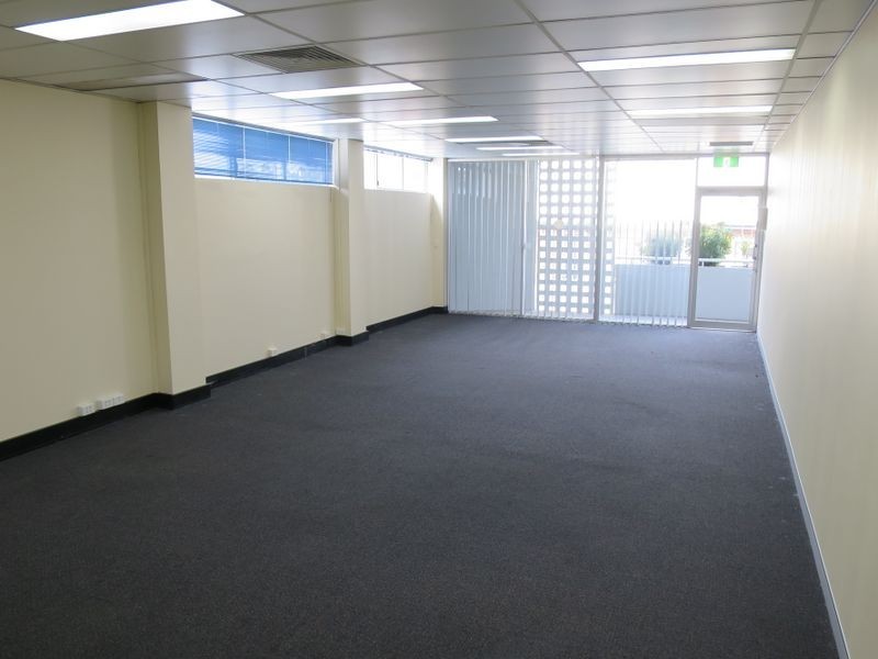 Suite 12/3368 Pacific Highway, Springwood QLD 4127