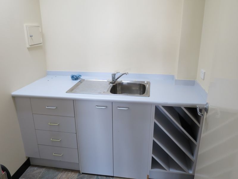 Suite 12/3368 Pacific Highway, Springwood QLD 4127