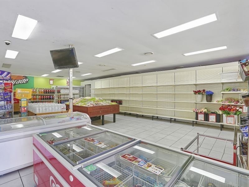 Shop 1/834-840 Wembley Road, Browns Plains QLD 4118