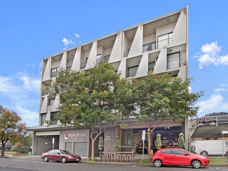 303/77 Jurgens Street, Woolloongabba QLD 4102