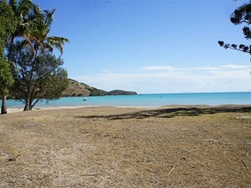1 Island Street St Bees Island, Mackay QLD 4740