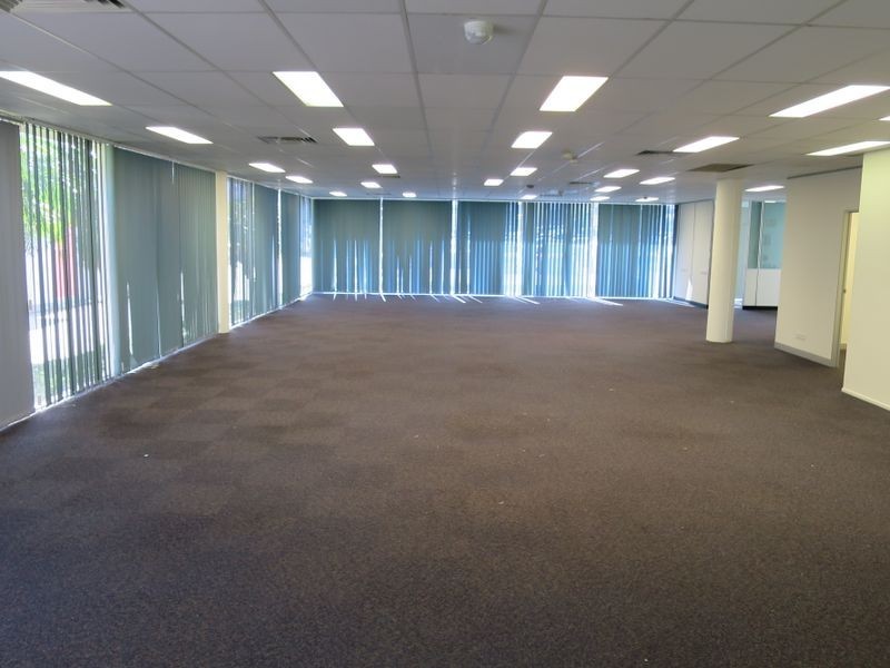 Unit 14B & C/10 Old Chatswood Road (Pacific Place), Springwood QLD 4127