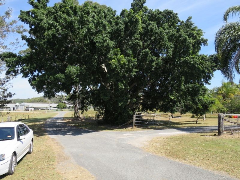 20 Giles Road, Redland Bay QLD 4165