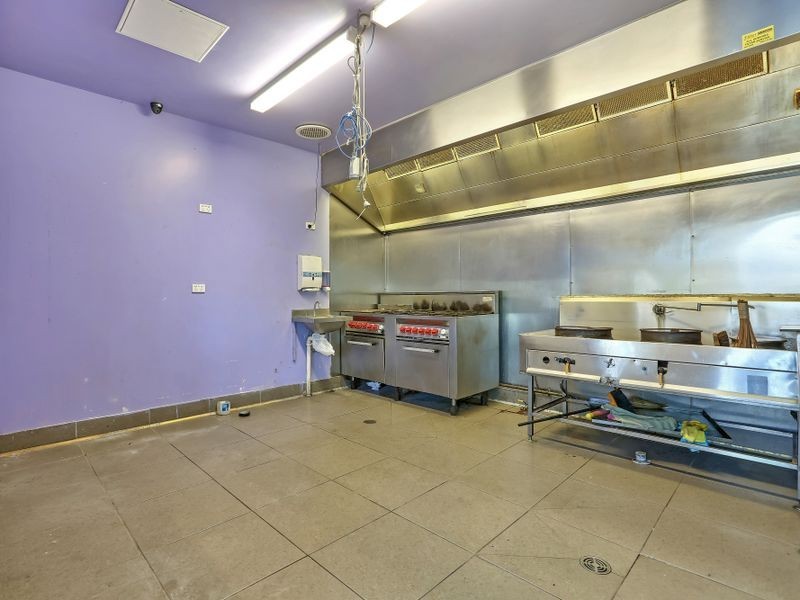 200 Grand Avenue, Forest Lake QLD 4078