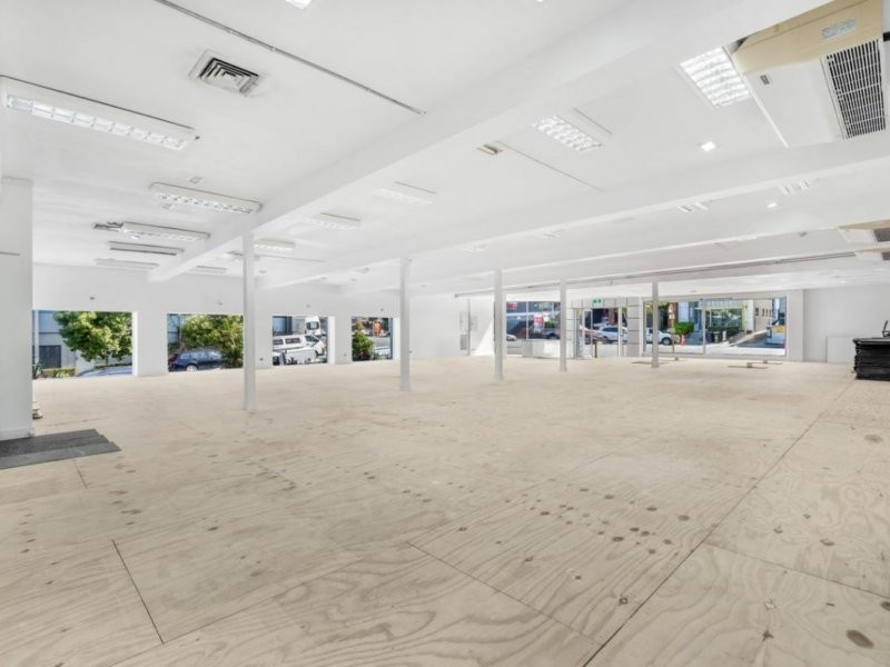 212 Logan Road, Woolloongabba QLD 4102