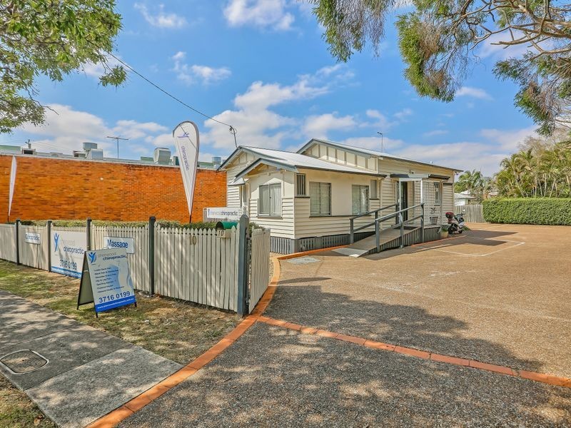10 Park Terrace, Sherwood QLD 4075