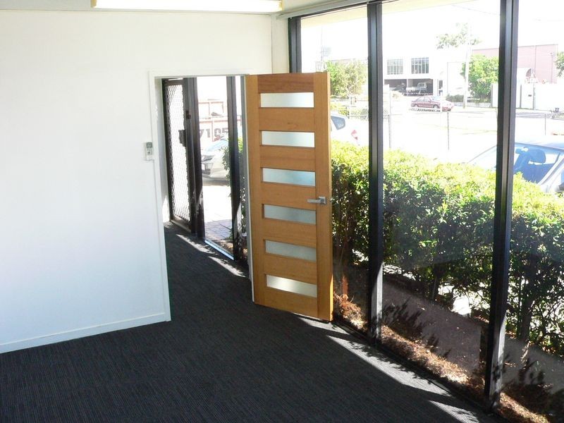 4B/23 Richland Avenue, Coopers Plains QLD 4108