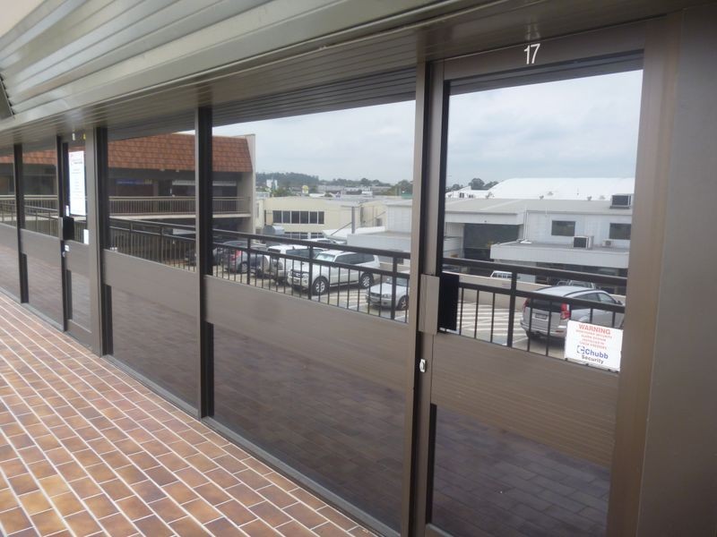17 & 18/8 Dennis Road, Springwood QLD 4127