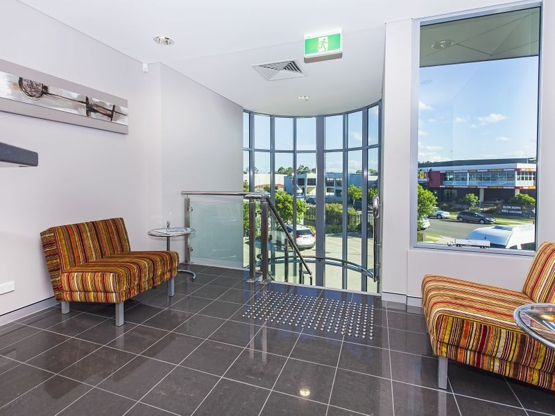 18 Flinders Parade, North Lakes QLD 4509