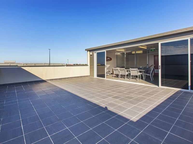 18 Flinders Parade, North Lakes QLD 4509