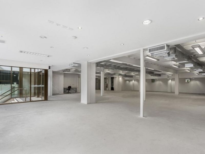 42 Doggett Street, Newstead QLD 4006