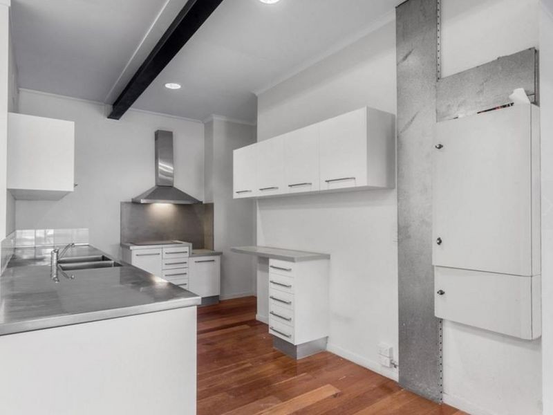 42 Doggett Street, Newstead QLD 4006