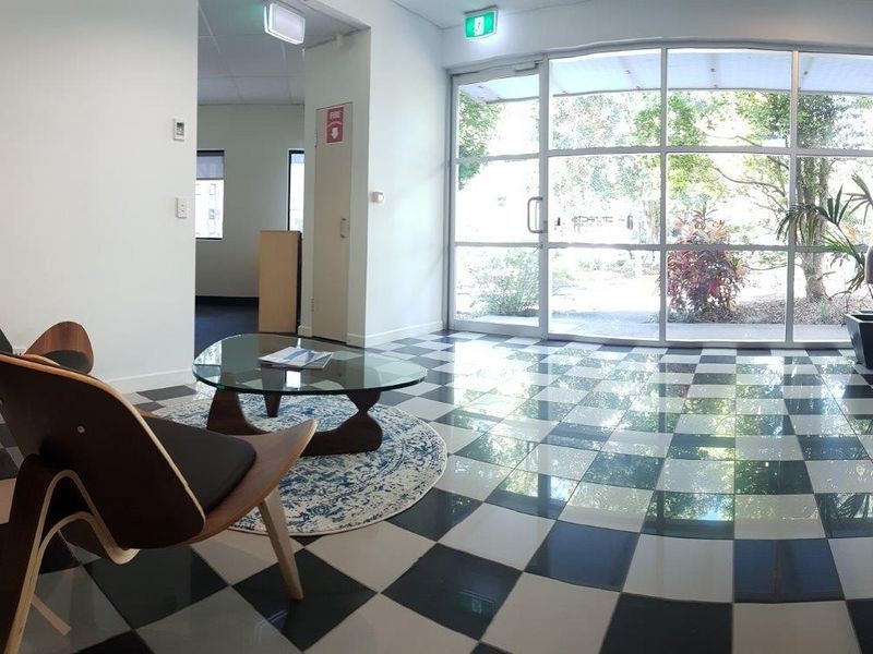 4B/2404 Logan Road, Eight Mile Plains QLD 4113