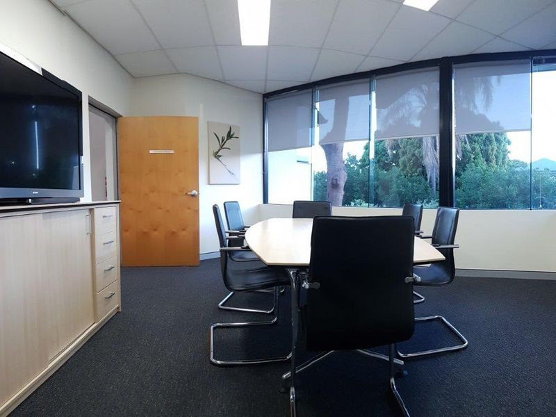 4B/2404 Logan Road, Eight Mile Plains QLD 4113