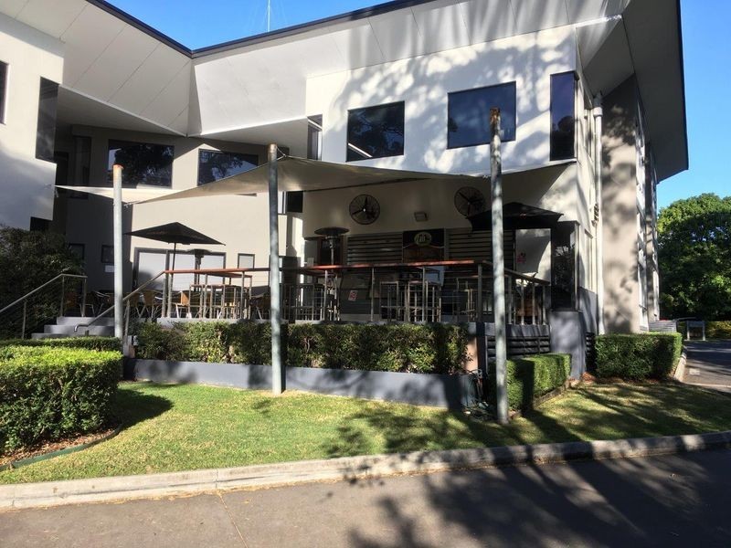 4B/2404 Logan Road, Eight Mile Plains QLD 4113