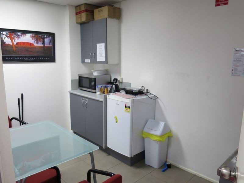 1/6 Vanessa Boulevard, Springwood QLD 4127