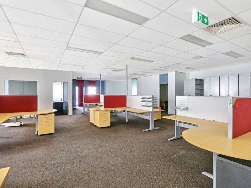 Suite 2 & 3/3431 Pacific Highway, Springwood QLD 4127