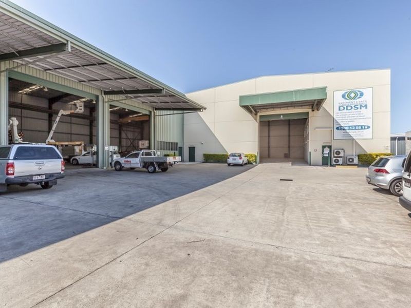 2 & 3/70 Flanders Street, Salisbury QLD 4107