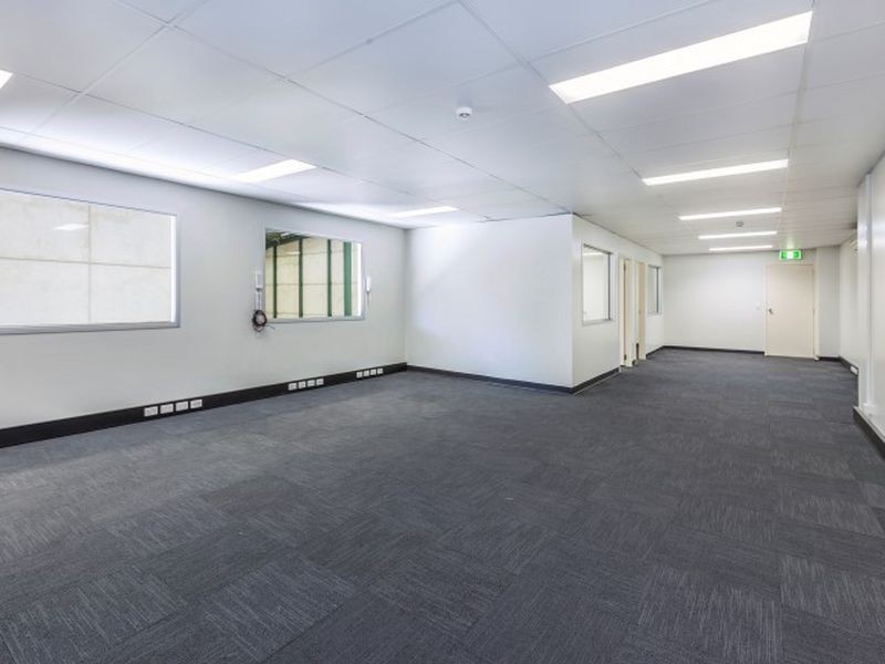 2 & 3/70 Flanders Street, Salisbury QLD 4107