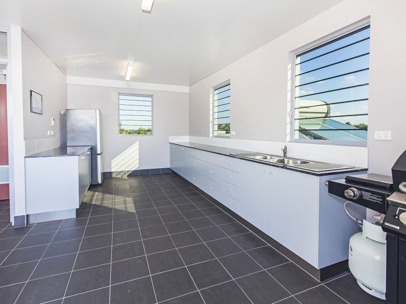 18 Flinders Parade, North Lakes QLD 4509