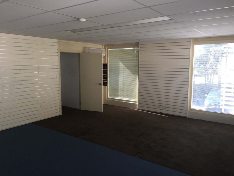 1/15 Corporate Place, Hillcrest QLD 4118