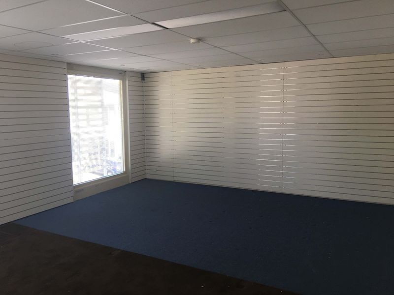 1/15 Corporate Place, Hillcrest QLD 4118