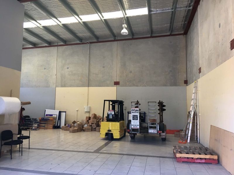 1/15 Corporate Place, Hillcrest QLD 4118