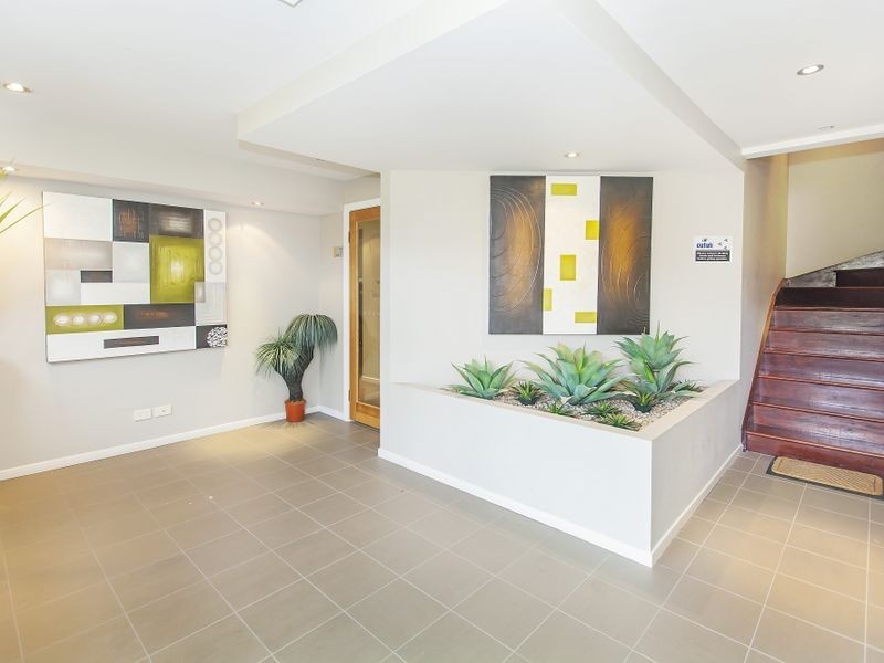 4/67 Maynard Street, Woolloongabba QLD 4102