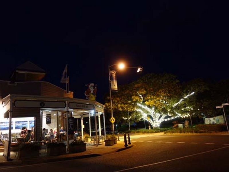 461 The Esplanade, Manly QLD 4179